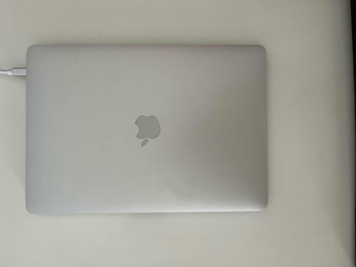 Macbook Pro Chip M2 8gb De Ram 256gb De Memoria