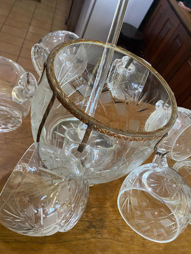 Ponchera De Cristal Con 8 Vasos Y Cucharon Antigua Impecable