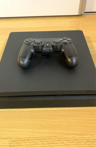 Sony Playstation 4 Slim 1tb.