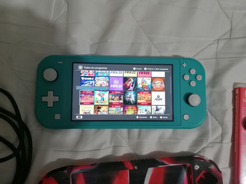 Nintendo Switch Lite + Fifa 20