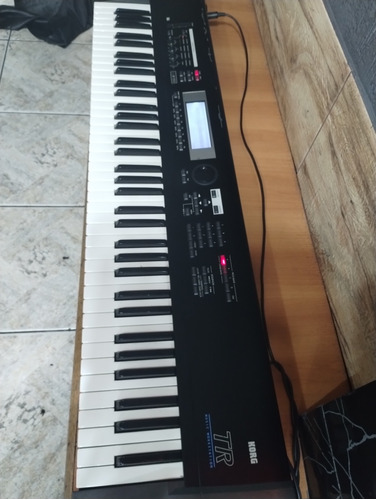 Teclado Korg Triton Tr 76 Impecável 