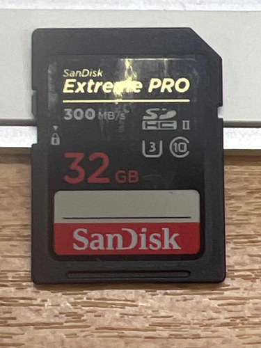Memoria Sd Sandisk 32gb 300mbs Usada