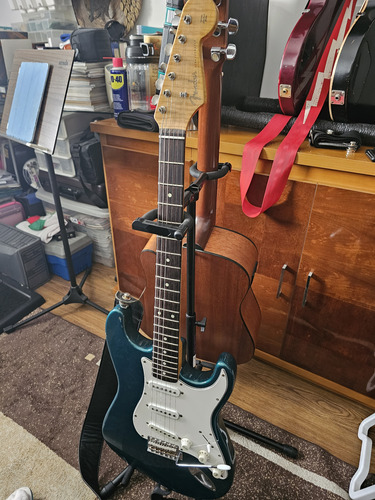 Guitarra Fender Made In Japan 