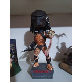 Boneco Predador Neca 23cm