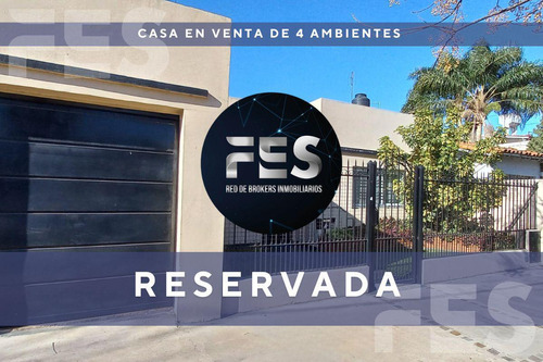 Venta Casa En Burzaco De 4 Ambientes Amplio Lote Con Espacio Verde