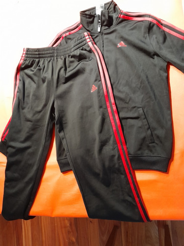 Conjunto Deportivo adidas Excelente!! Talle 16