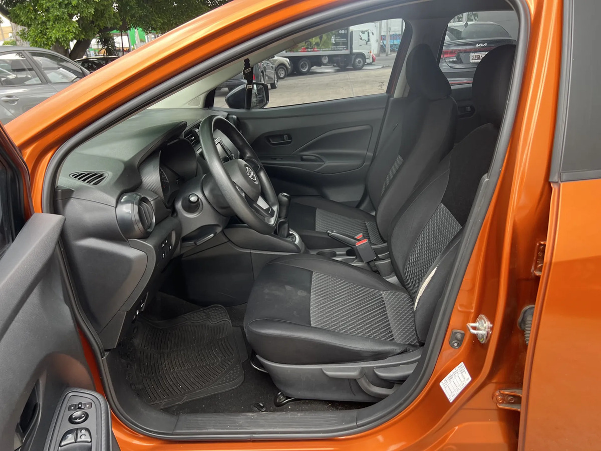 Nissan Versa 2023 - Imagen 11