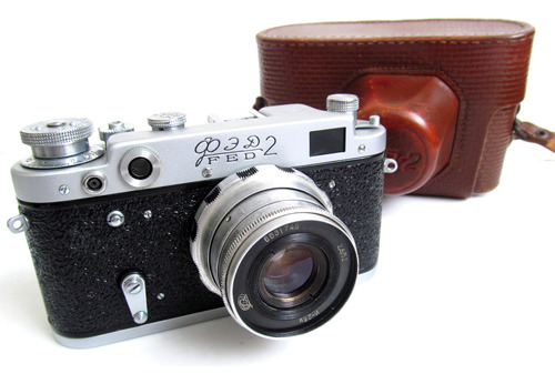 Cámara Análoga 35mm Fed 2 Copia De Leica Soviética + Estuche