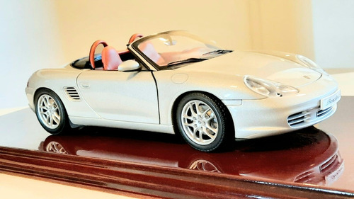Miniatura Porsche Boxster 1:18 Autoart