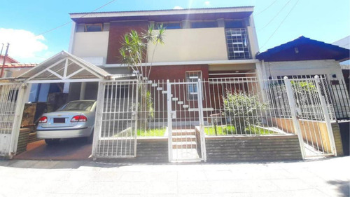 Casa Retasada - En Villa Sarmiento A Segundos De La Bajada De Posadas De Acceso Oeste