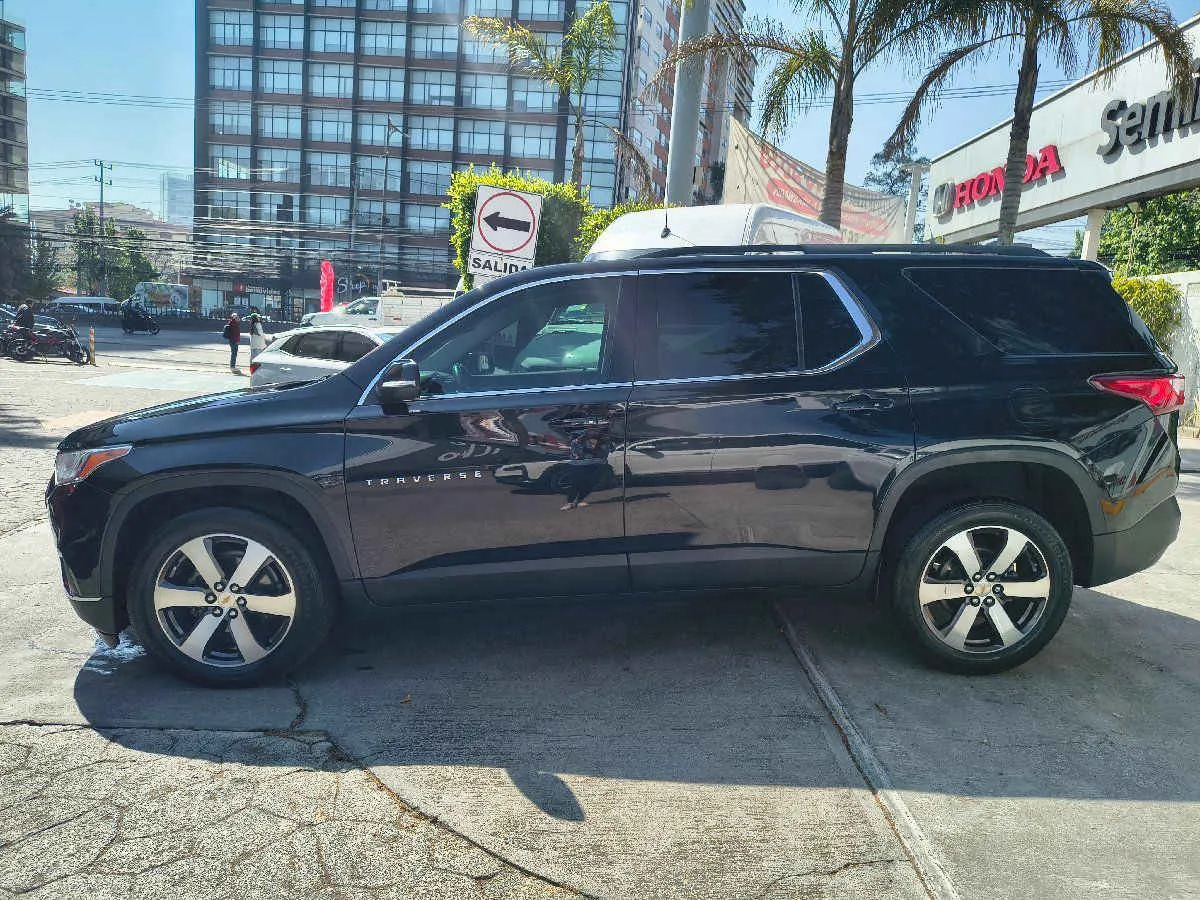 Chevrolet Traverse 2021 - Imagen 2