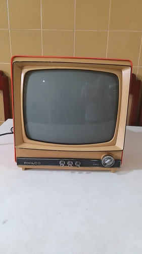 Tv Retrô Philco Decoração Ou Retirada De Peças 