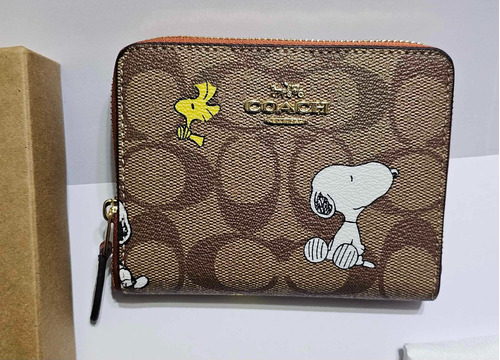 Tarjetero Monedero Coach Cuero Disney Charlie Brown Snoopy