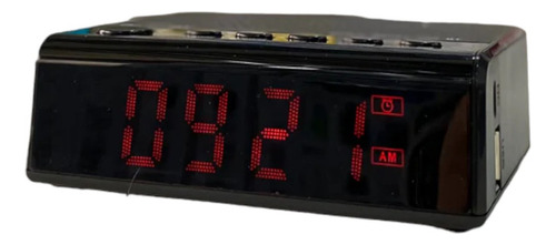 Reloj Despertador Fm/usb/bt Con Pantalla Led Y Alarma Color Negro