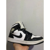 Air Jordan 1 Mid