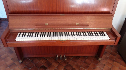 Piano Vertical Yamaha U7 Edición Limitada Año '73 C/banqueta