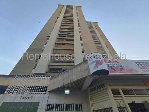 Jip 25-16773. Rent-a-house Vende Hermoso Apartamento De 80 Mts2, 3hab, 1 Baño. Cercana A C.comerciales, Comercios, Etc. En Zona Centro Maracay.