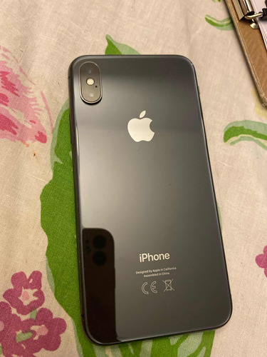 Celular iPhone XS Usado