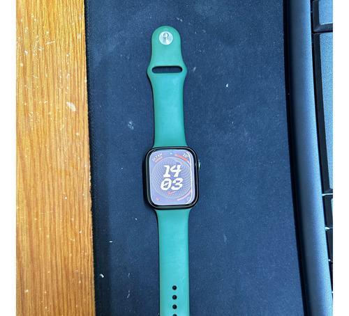 Apple Watch Series 7 (gps 45mm) Caja De Aluminio Color Verde