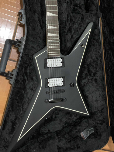 Guitarra Jackson Firma Gus G. Star Js32