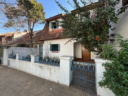 Venta Casa Lote Propio 6 Ambientes, Versailles - Imagen 2