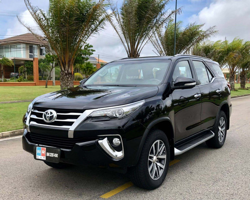 TOYOTA HILUX SW4 2.8 SRX 4X4 16V TURBO INTERCOOLER DIESEL 