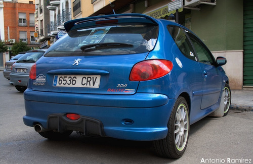 Difusor Tuning De Parachoque Trasero Peugeot 206 Foto 3