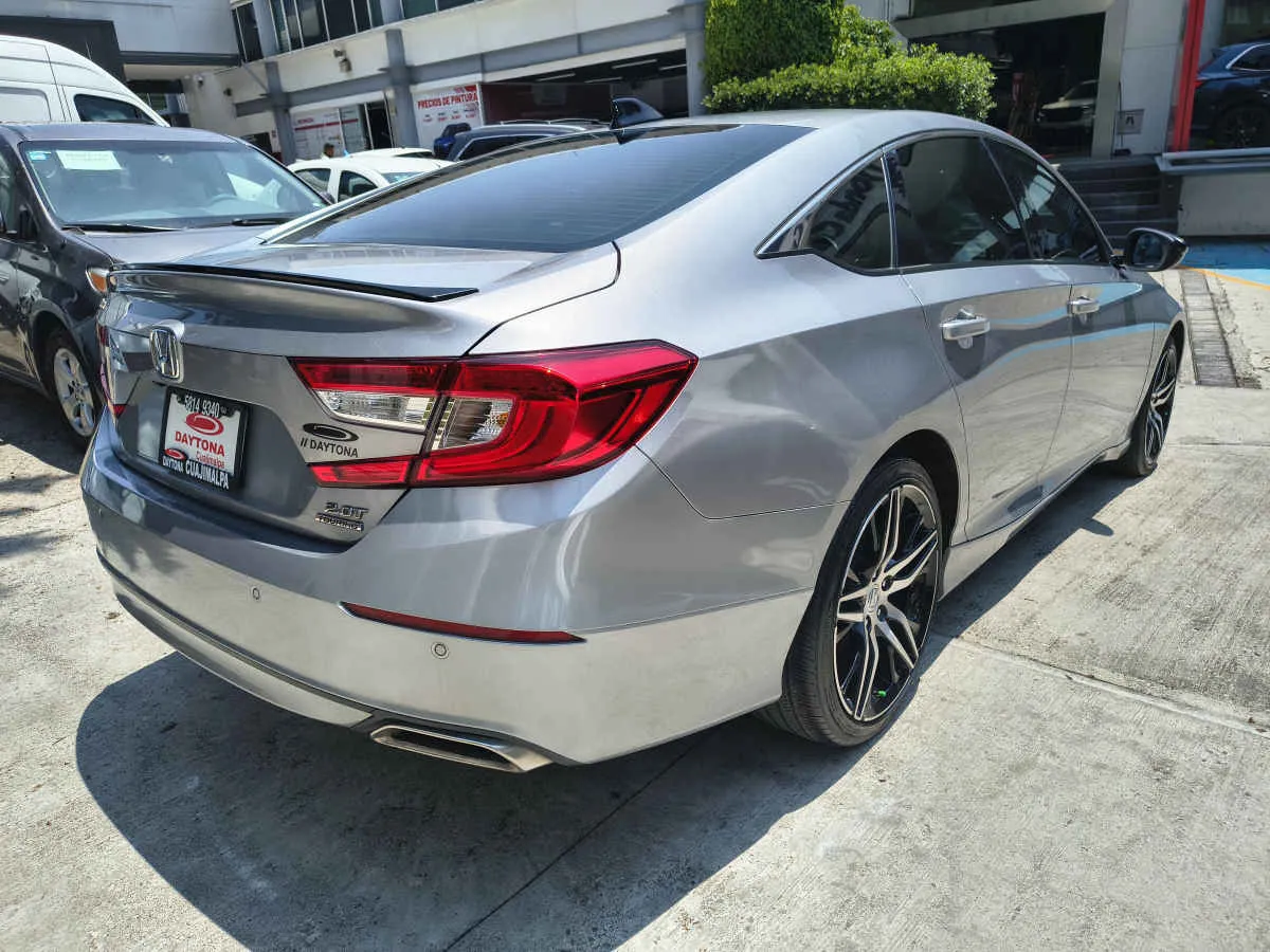 Honda Accord 2022 - Imagen 4