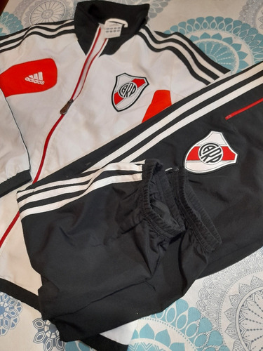 Conjunto Deportivo De River Plate De Niño.