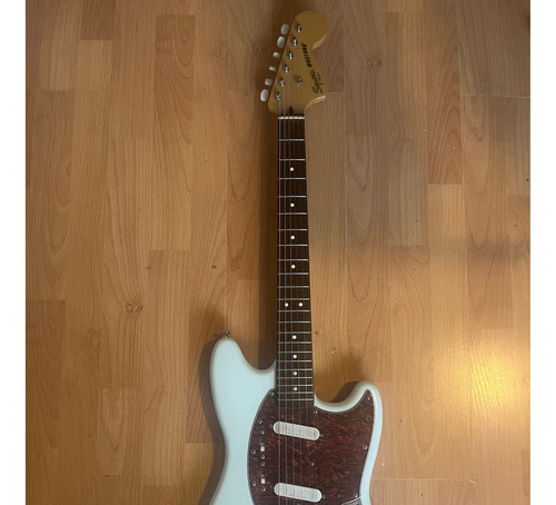 Squier Fender Mustang