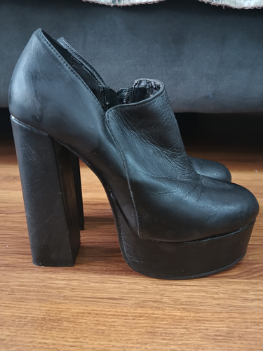 Zapatos Negros Cuero Vita Bella Talle 38 Invierno 