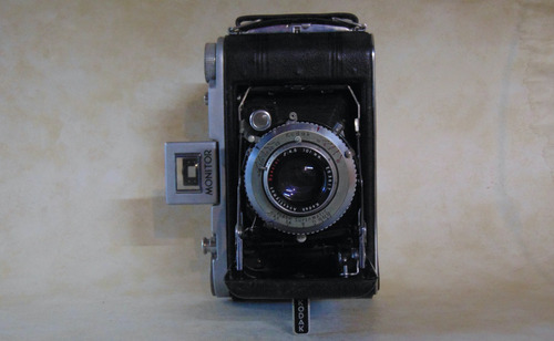 Cámara Vintage Kodak Monitor Six-20 De Fuelle Plegable