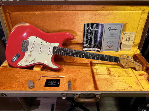 Fender Custom Shop 1960 Stratocaster Relic Fiesta Red