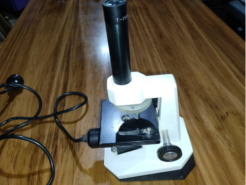 Microscopio Hokenn