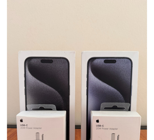 Apple iPhone 15 Pro Max 256gb + Cargador Disponible Córdoba