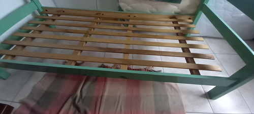 Cama Una Plaza Muy Buena Madera 