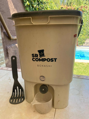 Compostera Bokashera Sr. Compost 15 Lt