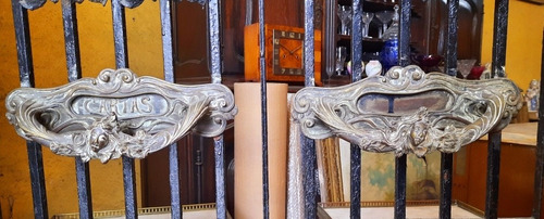 Antigua Reja Hierro Con 2 Manijones Buzon Bronce Art Nouveau
