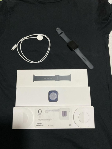 Apple Watch Series 8 De 45 Mm. Negro De Correa Lisa.