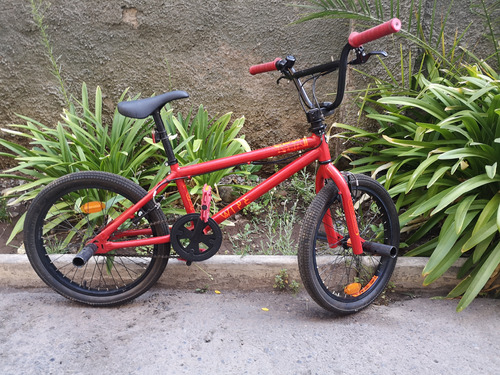 Bicicleta Btwin Wipe Aro 20 - Principiantes Bmx