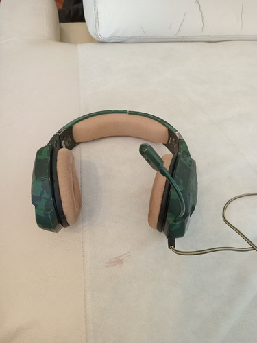 Auriculares Gamer Trust Gxe Camuflados Con Rotura