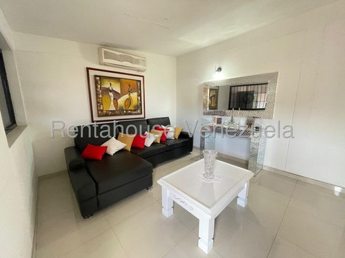 Marianny Gonzalez, Vende Hermosa Casa Remodelada En Urb Trinitarias Barquisimeto - Imagen 3