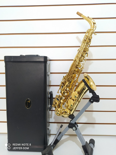 Sax Alto Eagle Sa501 Em Estado De Zero