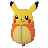 Pikachu Con Saquito De Dormir De Charmander - Pokémon