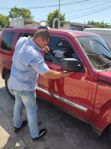 Cepillo Lamevidrios De Puerta Jeep Cherokee Sport Kk Foto 10