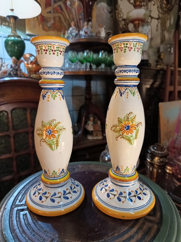 Antiguo Par De Candelabros Candeleros Talavera. 