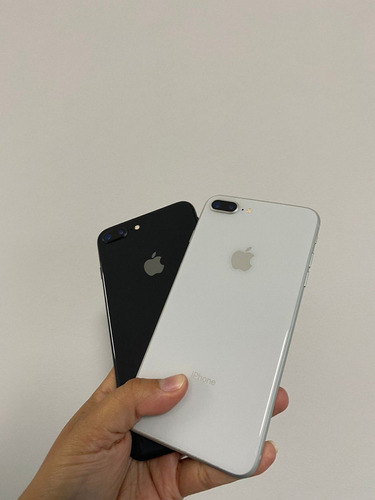 iPhone 8 Plus 64gb