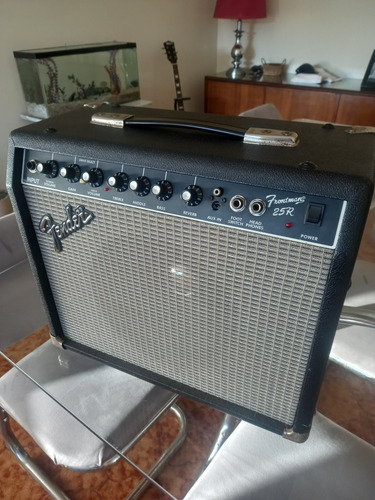 Fender Frontman 25r