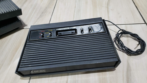 Atari 2600 Só O Console Sem Nada Com Defeito Tela Preta! F2