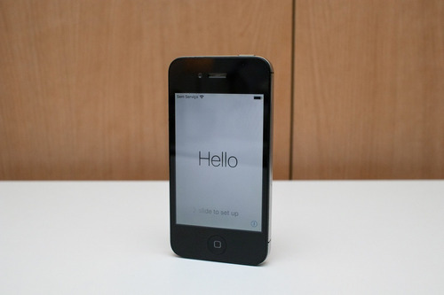  iPhone 4s 16 Gb Preto + Adaptador  (leia O Anúncio!)